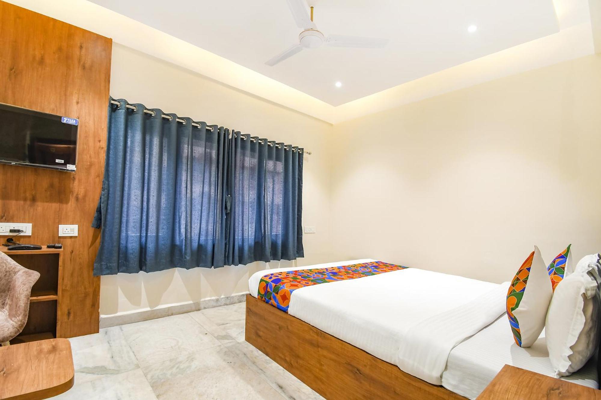 Fabhotel Prime The Golden Plaza - Nr Tarapith Temple Zewnętrze zdjęcie
