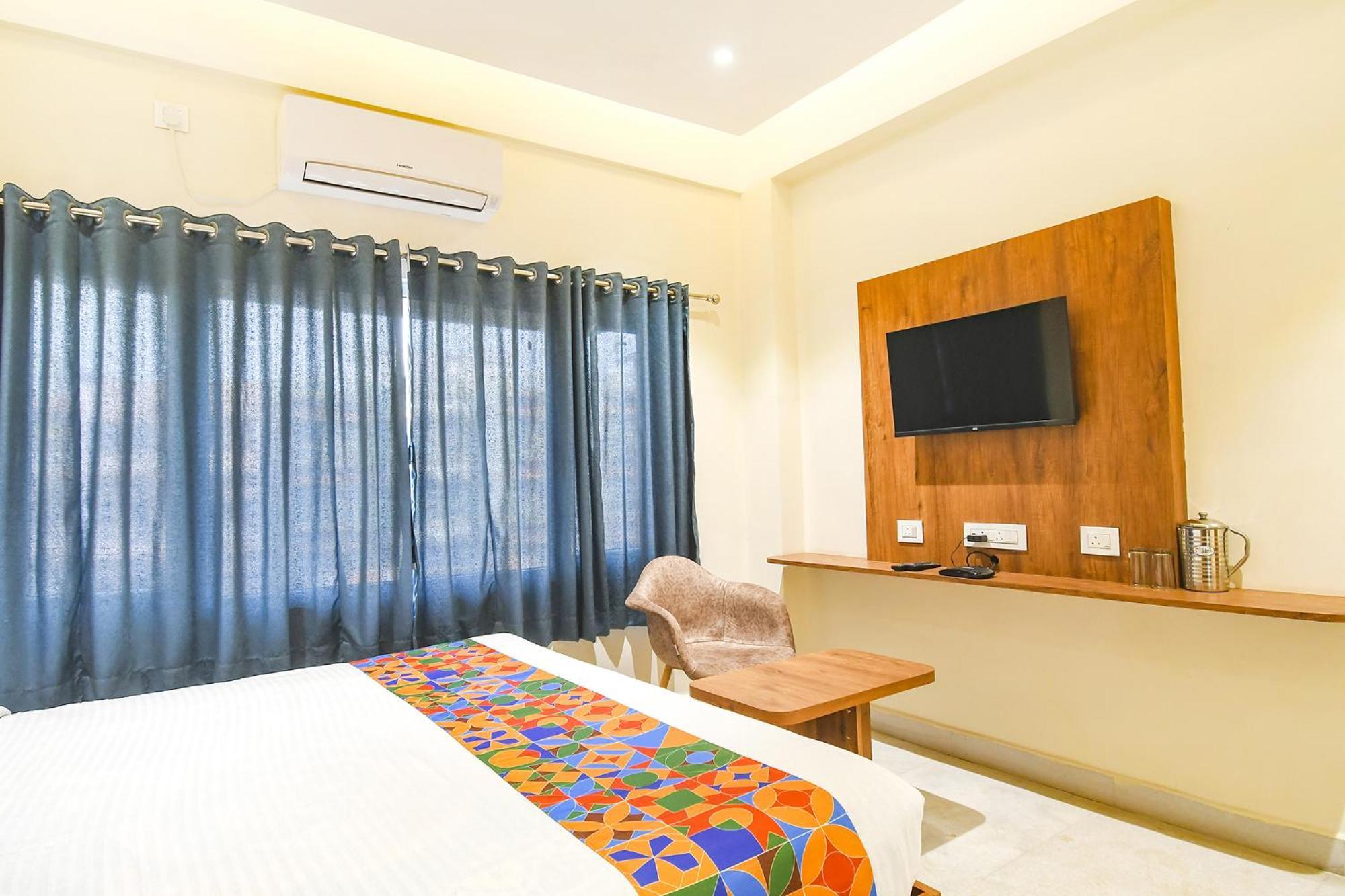 Fabhotel Prime The Golden Plaza - Nr Tarapith Temple Zewnętrze zdjęcie